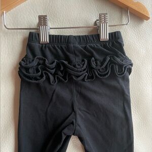 5/$20💥Ruffle Bum Toddler Girl Leggings, Like New, Classic Black, Great Stretch